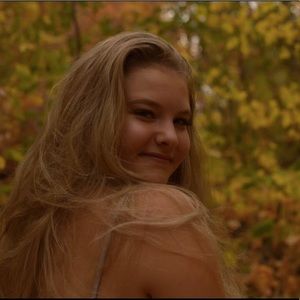 Meet your Posher, Ally